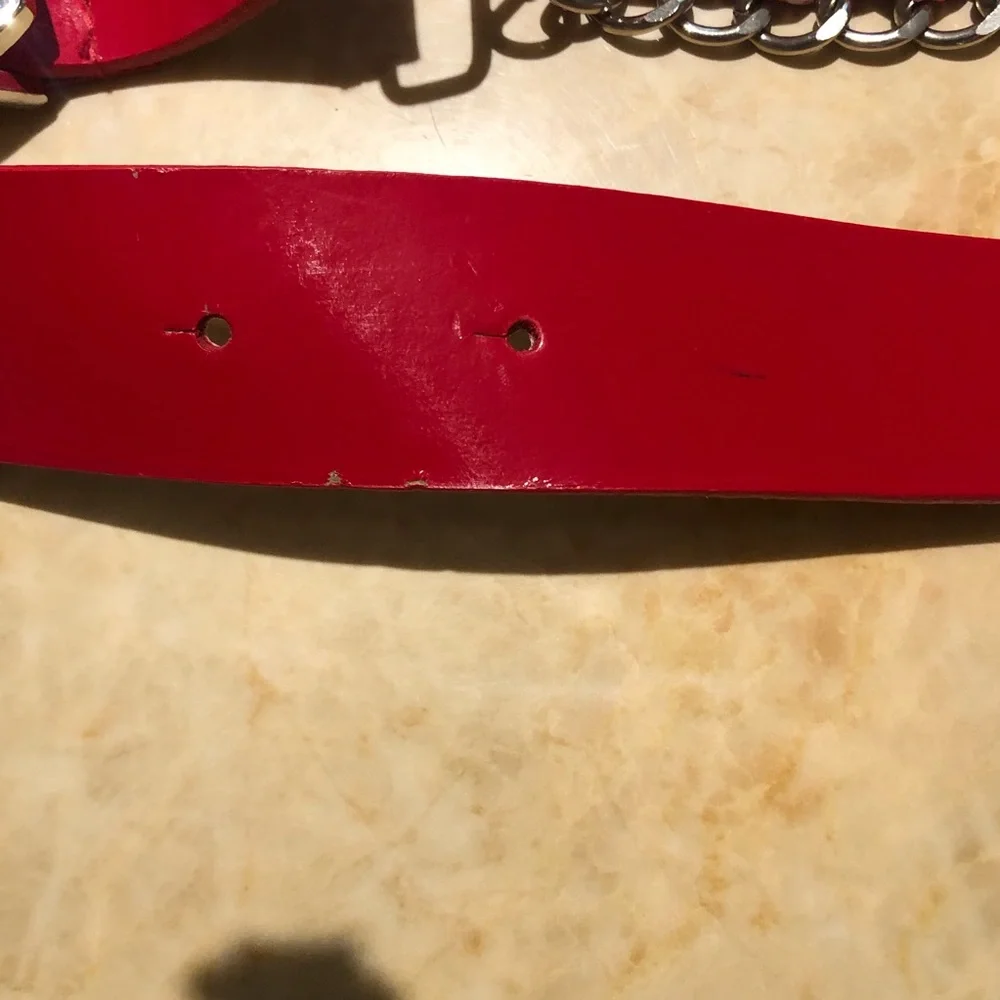 Guess “G” Chain Belt